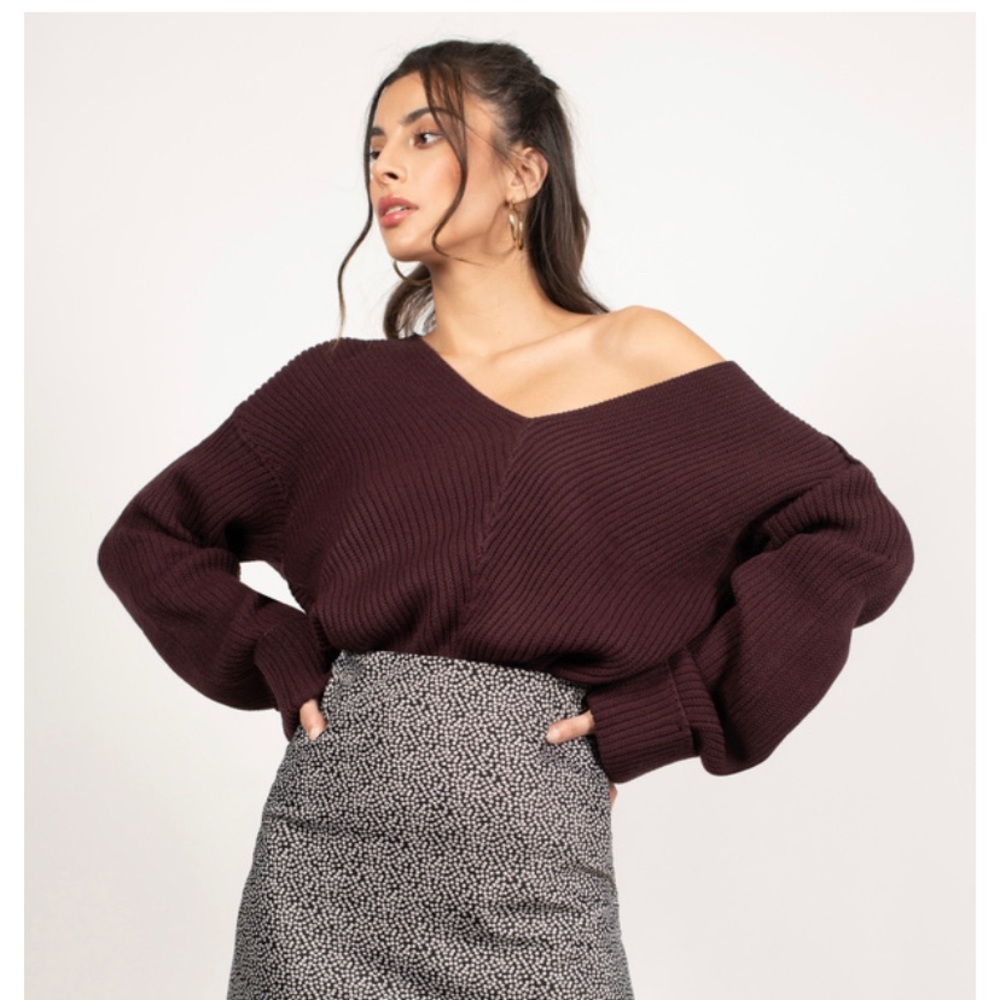 Tobi cable knit deep v wine/merlot sweater